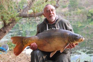 Burt  38lb mirror